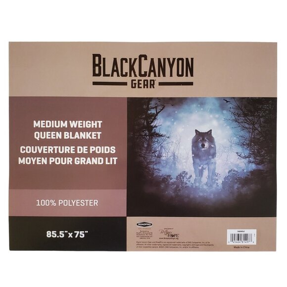 Black Canyon Medium Weight Queen Blanket 85.5" x 75" 100% Polyester Wolf Design - Picture 3 of 5